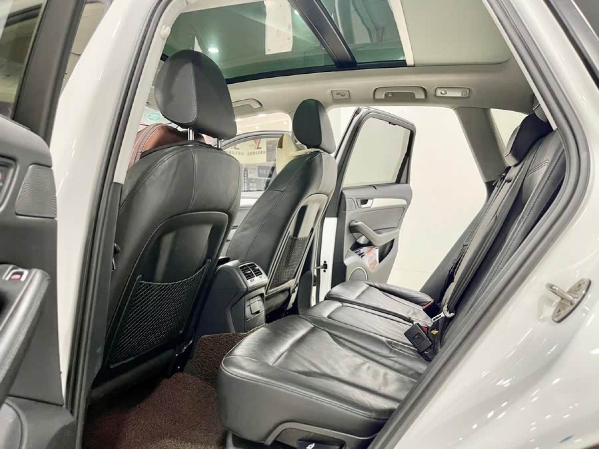 奧迪 奧迪Q5  2013款 45 TFSI quattro 運(yùn)動(dòng)型圖片