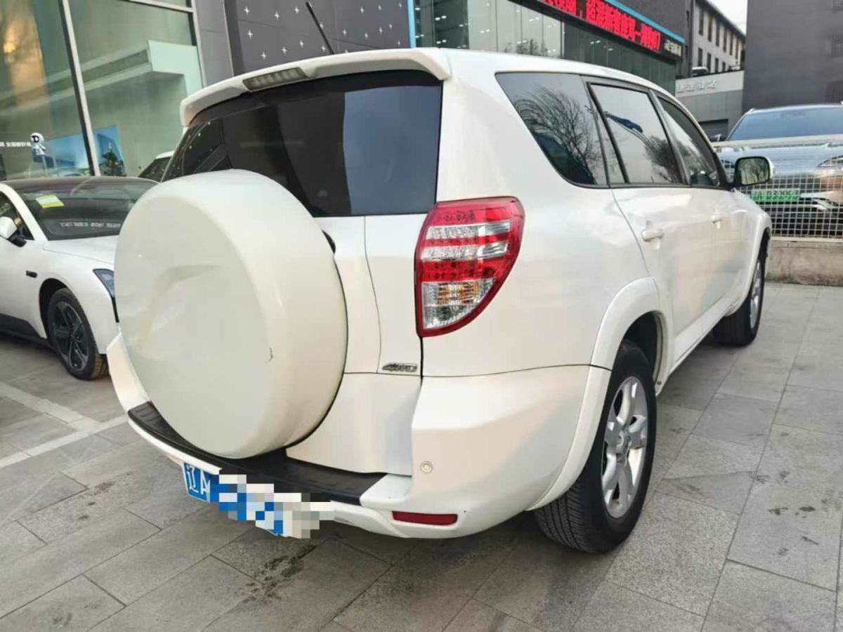 豐田 RAV4榮放  2012款 炫裝版 2.0L 自動四驅(qū)圖片