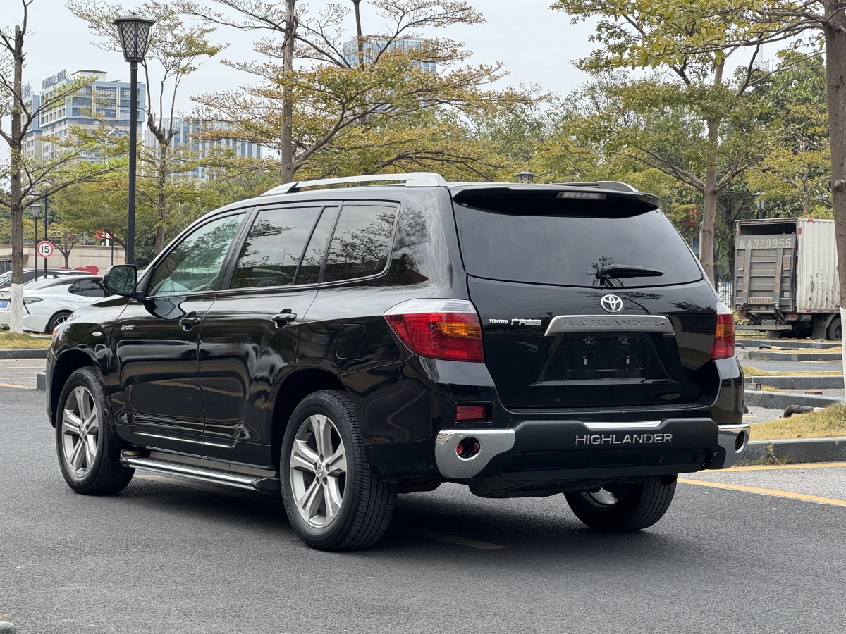 豐田 漢蘭達  2009款 2.7L 兩驅(qū)7座豪華版圖片