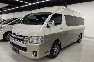 2017年6月丰田 HIACE  2.7L自动豪华版13座