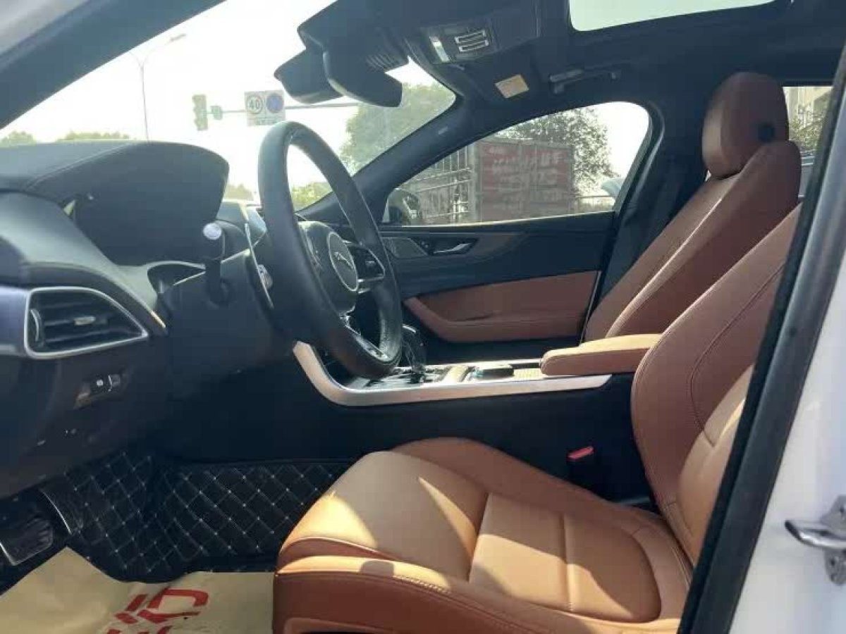 捷豹 XEL  2023款 2.0T 250PS R-DYNAMIC S進(jìn)取運(yùn)動版圖片