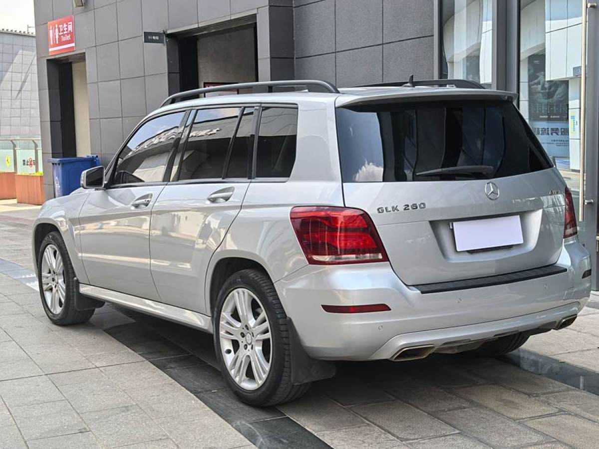 2014年8月奔馳 奔馳GLK級(jí)  2014款 GLK 260 4MATIC 動(dòng)感型