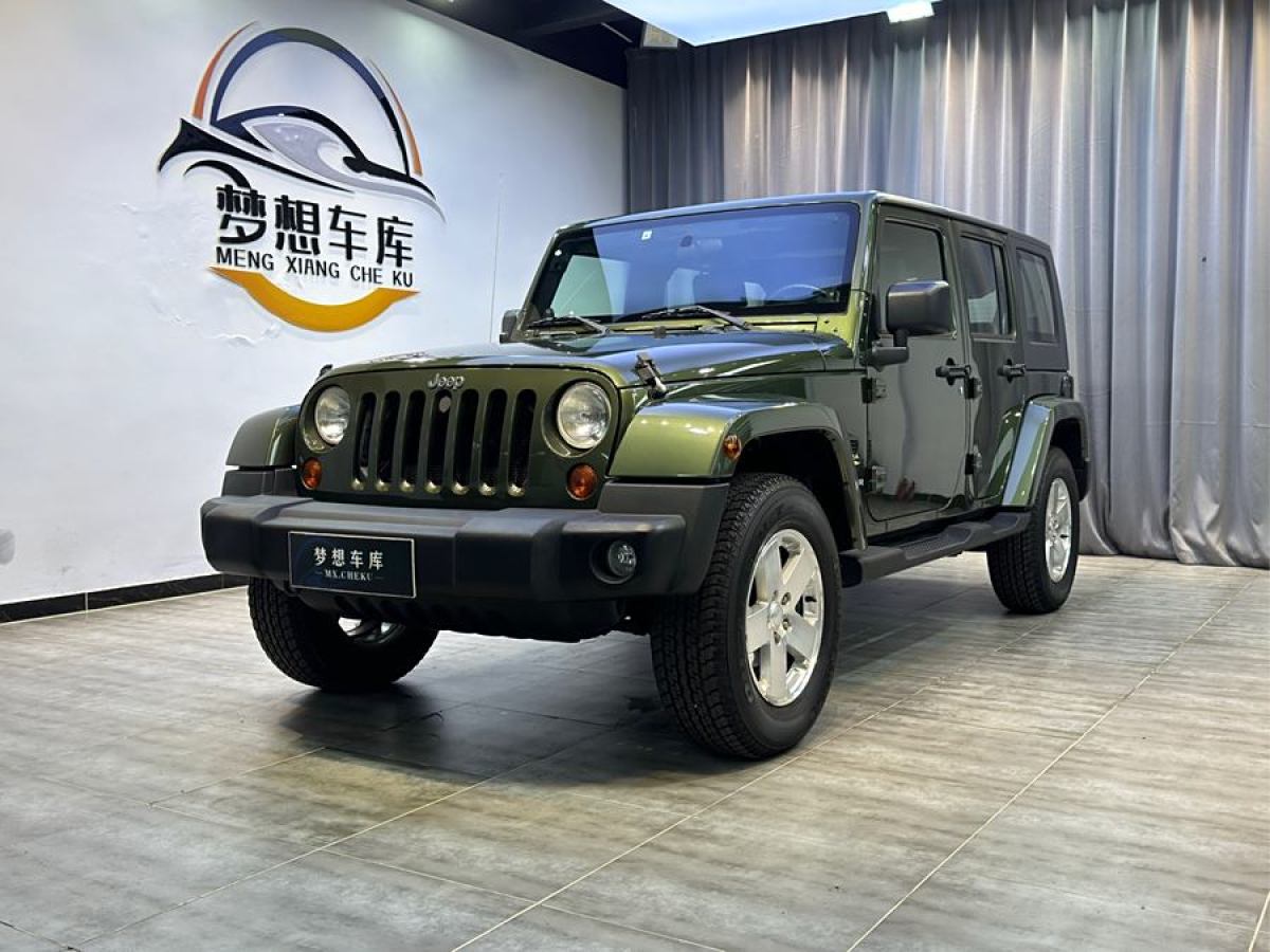 Jeep 牧馬人  2010款 3.8L Sahara 四門版圖片