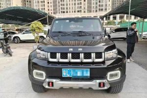 BJ40 北京 40L 2.0T 手动柴油四驱尊贵版