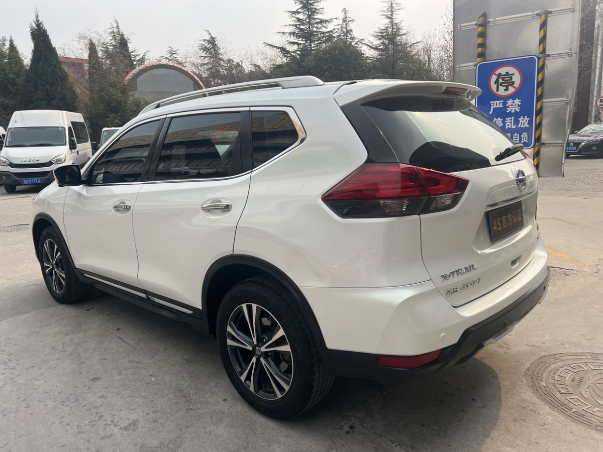 日產(chǎn) 奇駿  2021款 2.5L XL  ITS 3rows CVT 4WD七座豪華領(lǐng)航版圖片