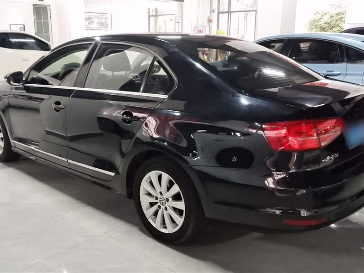 大眾 速騰  2015款 1.6L 手動(dòng)舒適型圖片