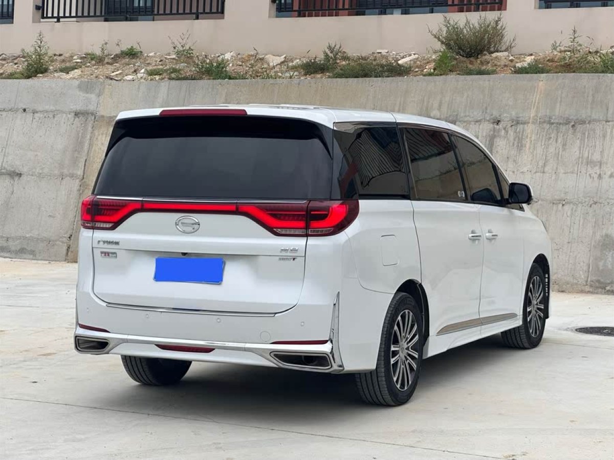 廣汽傳祺 M8  2021款 領(lǐng)秀系列 390T 尊貴版圖片