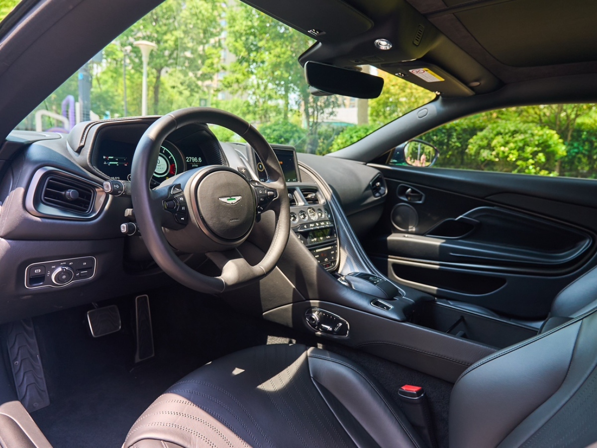 阿斯頓·馬丁 阿斯頓?馬丁DB11  2020款 4.0T V8 Coupe圖片
