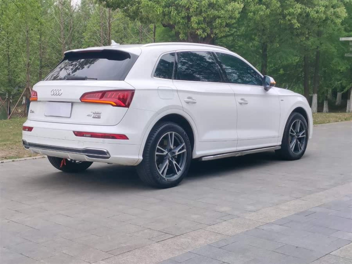 奧迪 奧迪Q5L  2018款  40 TFSI 榮享時尚型 國VI圖片