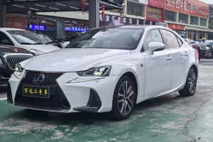 GS 雷克薩斯 300 F SPORT