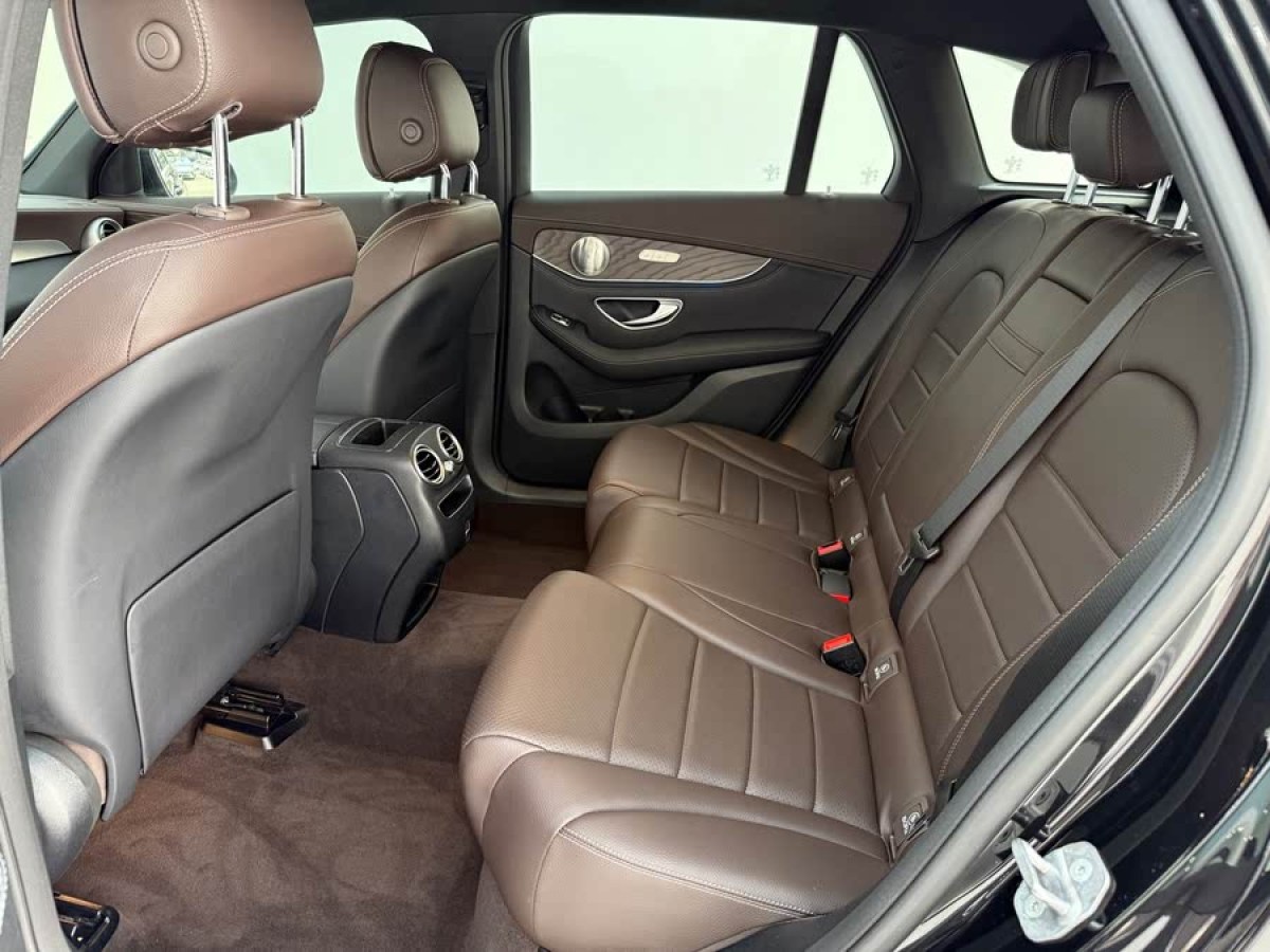 奔馳 奔馳GLC  2025款 改款 GLC 260 L 4MATIC 豪華型圖片