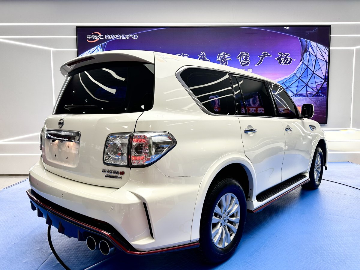 日產(chǎn) 途樂  2018款 4.0L 鉑金型圖片