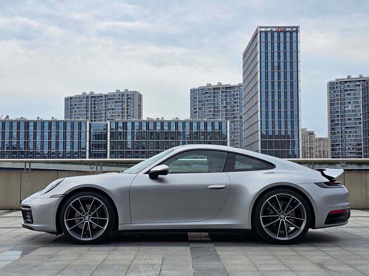 保時(shí)捷 911  2023款 Carrera 3.0T圖片