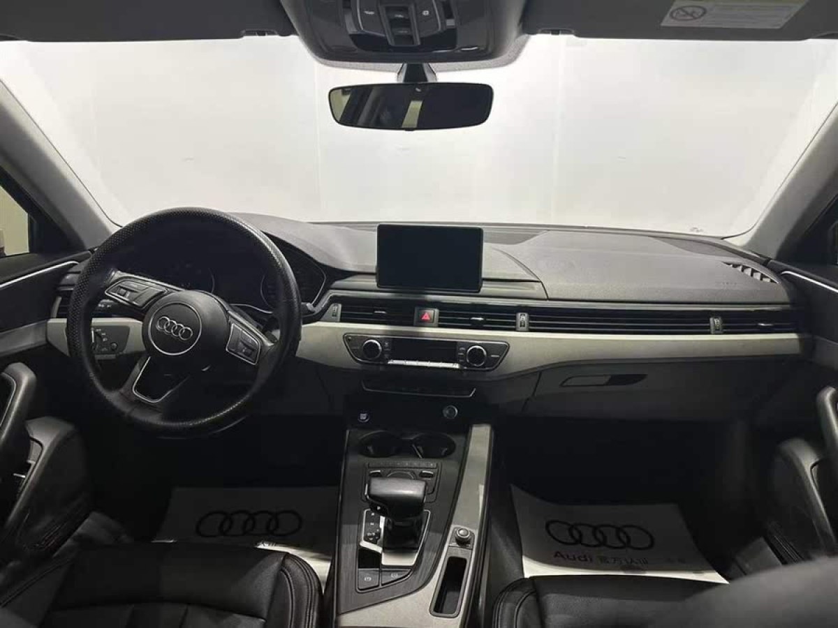 奧迪 奧迪A4L  2018款 30周年年型 40 TFSI 進取型圖片