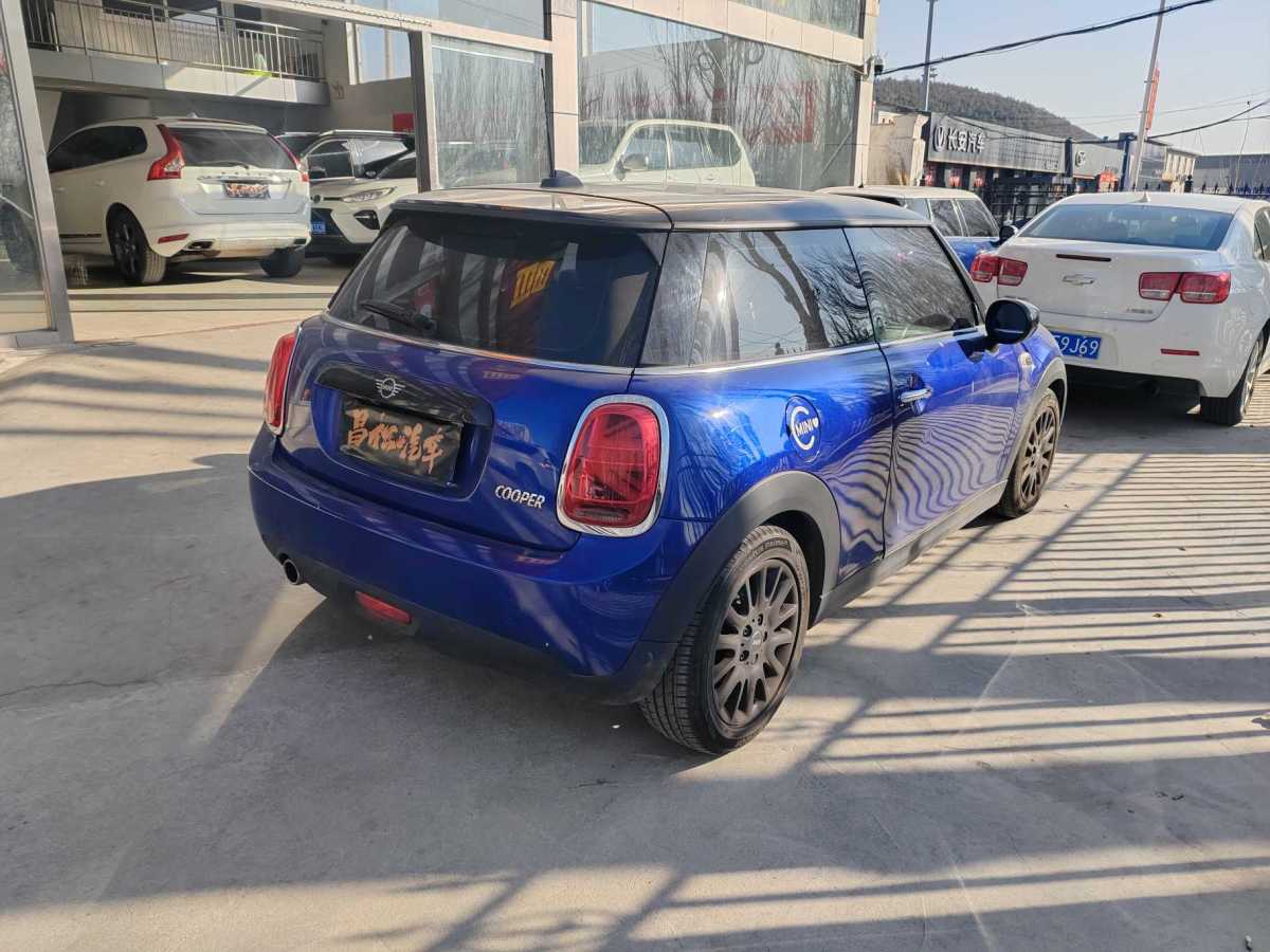 MINI COUNTRYMAN  2018款 1.5T COOPER 經(jīng)典派圖片