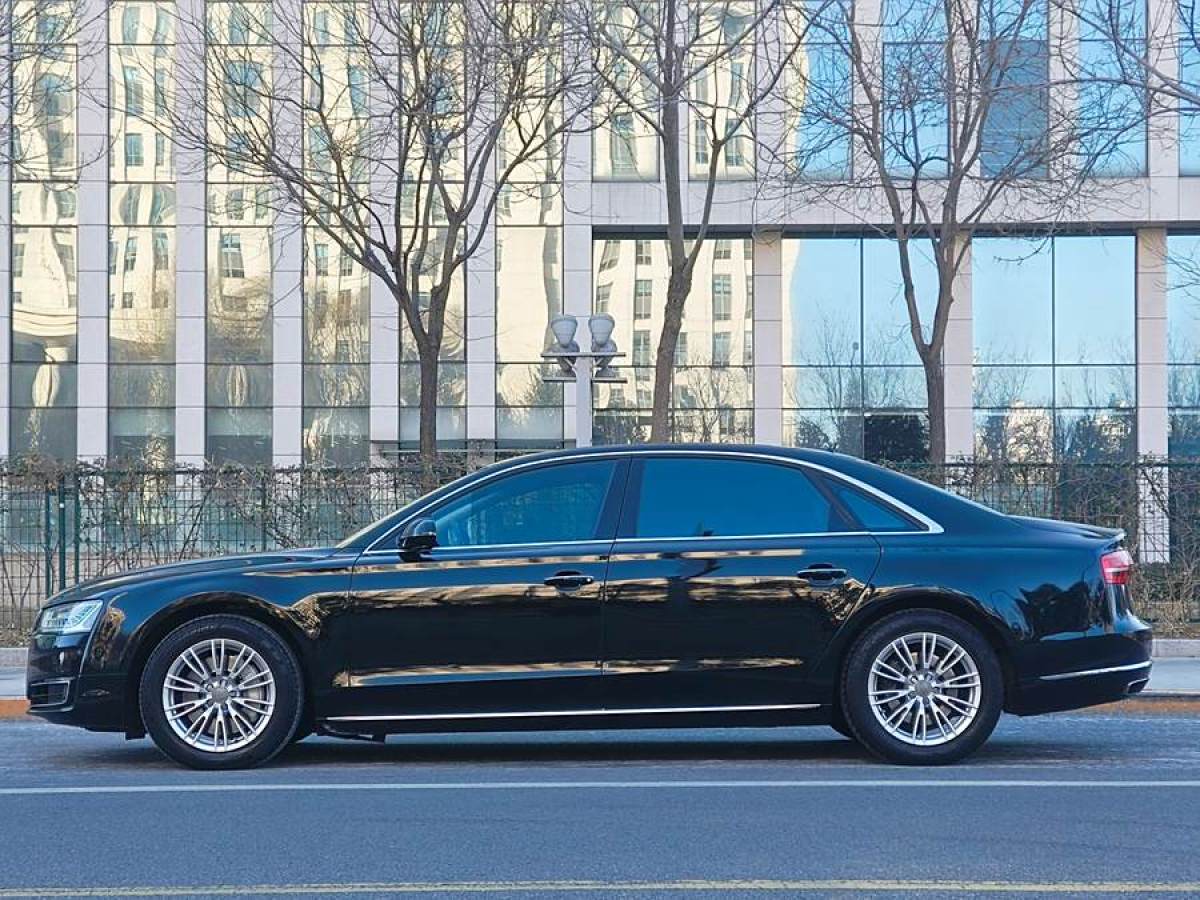 奧迪 奧迪A8  2016款 A8L 45 TFSI quattro時(shí)尚型圖片