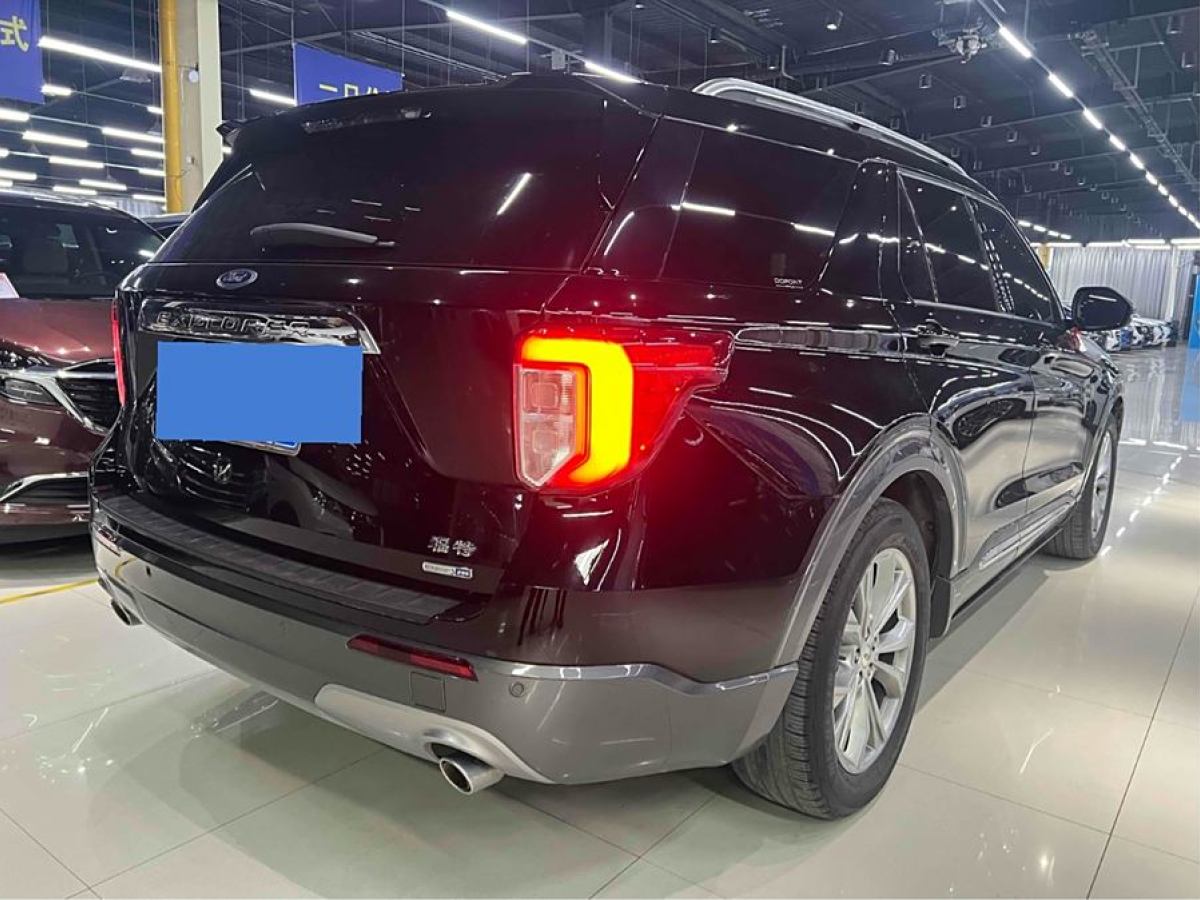 福特 探險(xiǎn)者  2023款 EcoBoost 285 后驅(qū)風(fēng)尚版 7座圖片