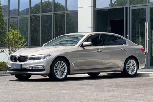 寶馬5系 寶馬 改款 530Li 領(lǐng)先型 豪華套裝