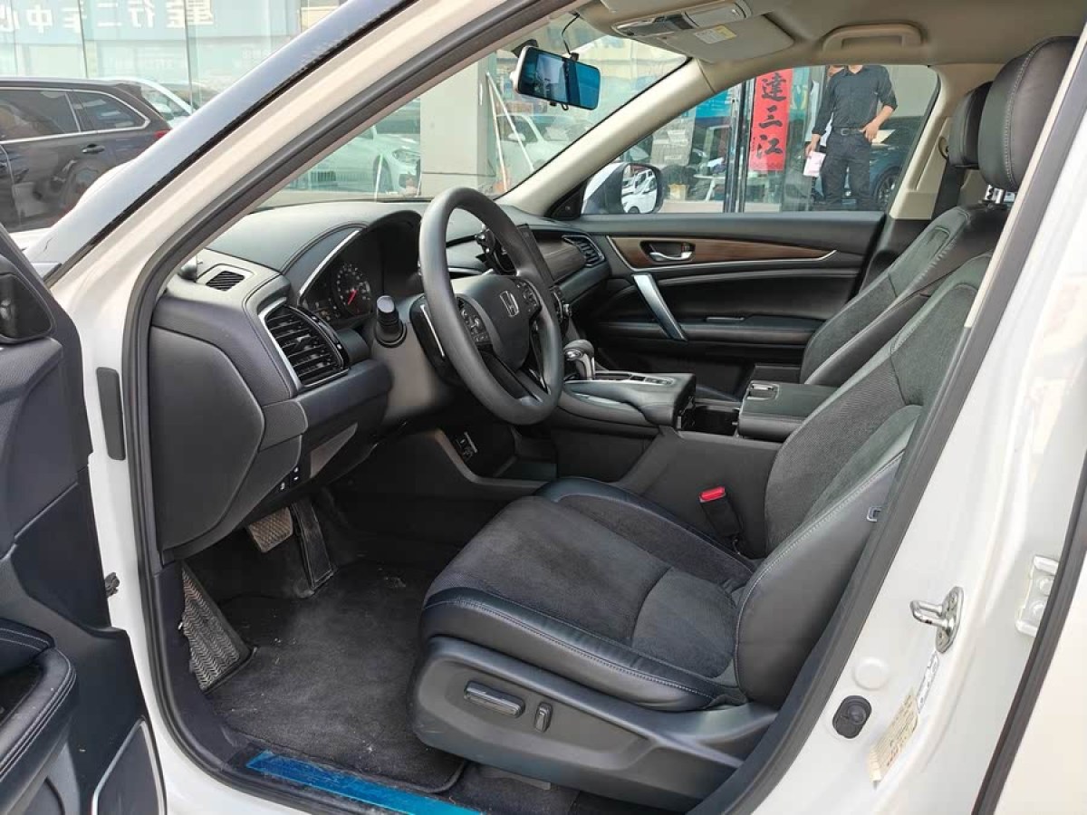 本田 冠道  2019款 240TURBO 兩驅(qū)精英版圖片