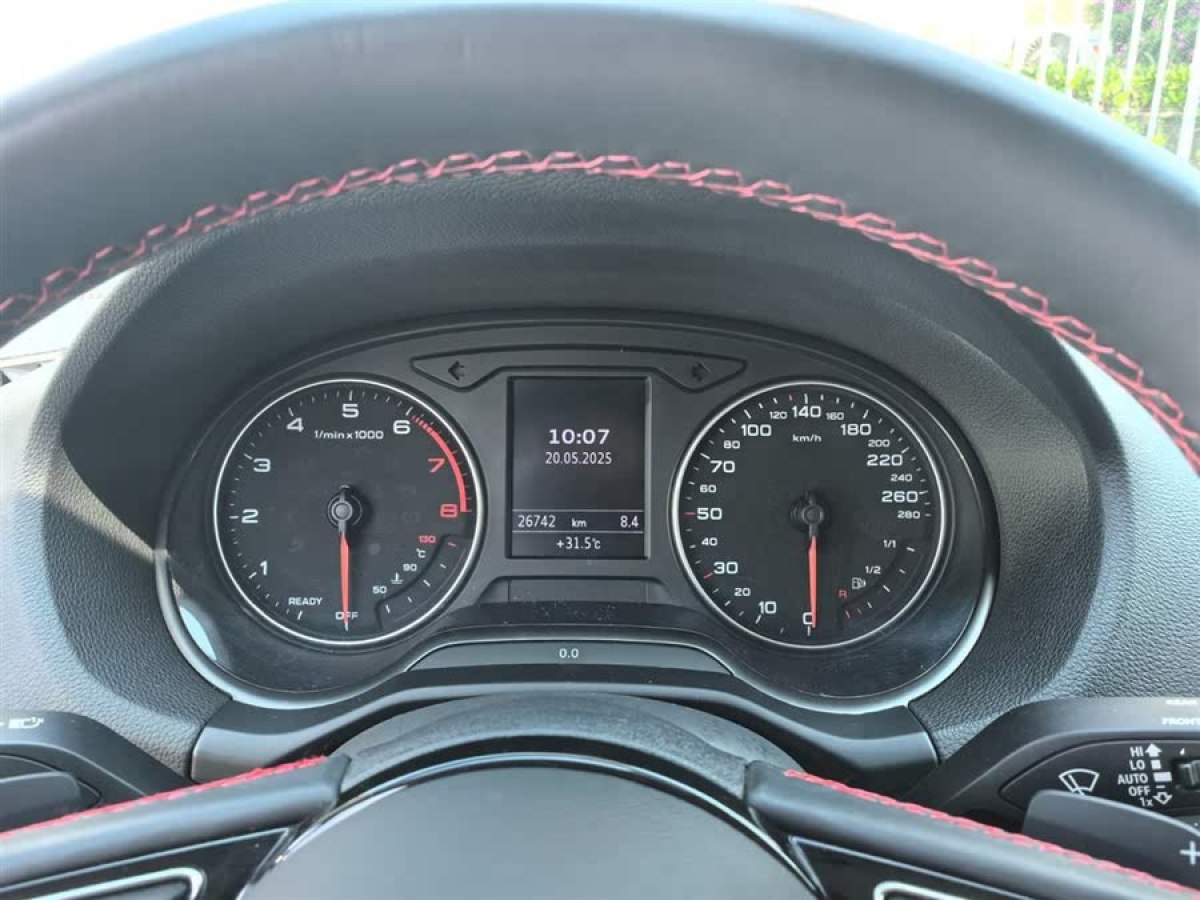 奧迪 奧迪Q2L  2024款 改款 35TFSI 進(jìn)取動(dòng)感型圖片