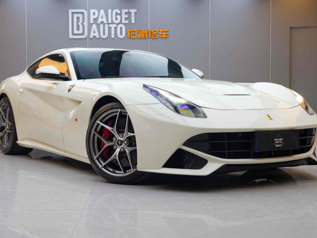 法拉利 F12berlinetta  2013款 6.3L 標(biāo)準(zhǔn)型圖片