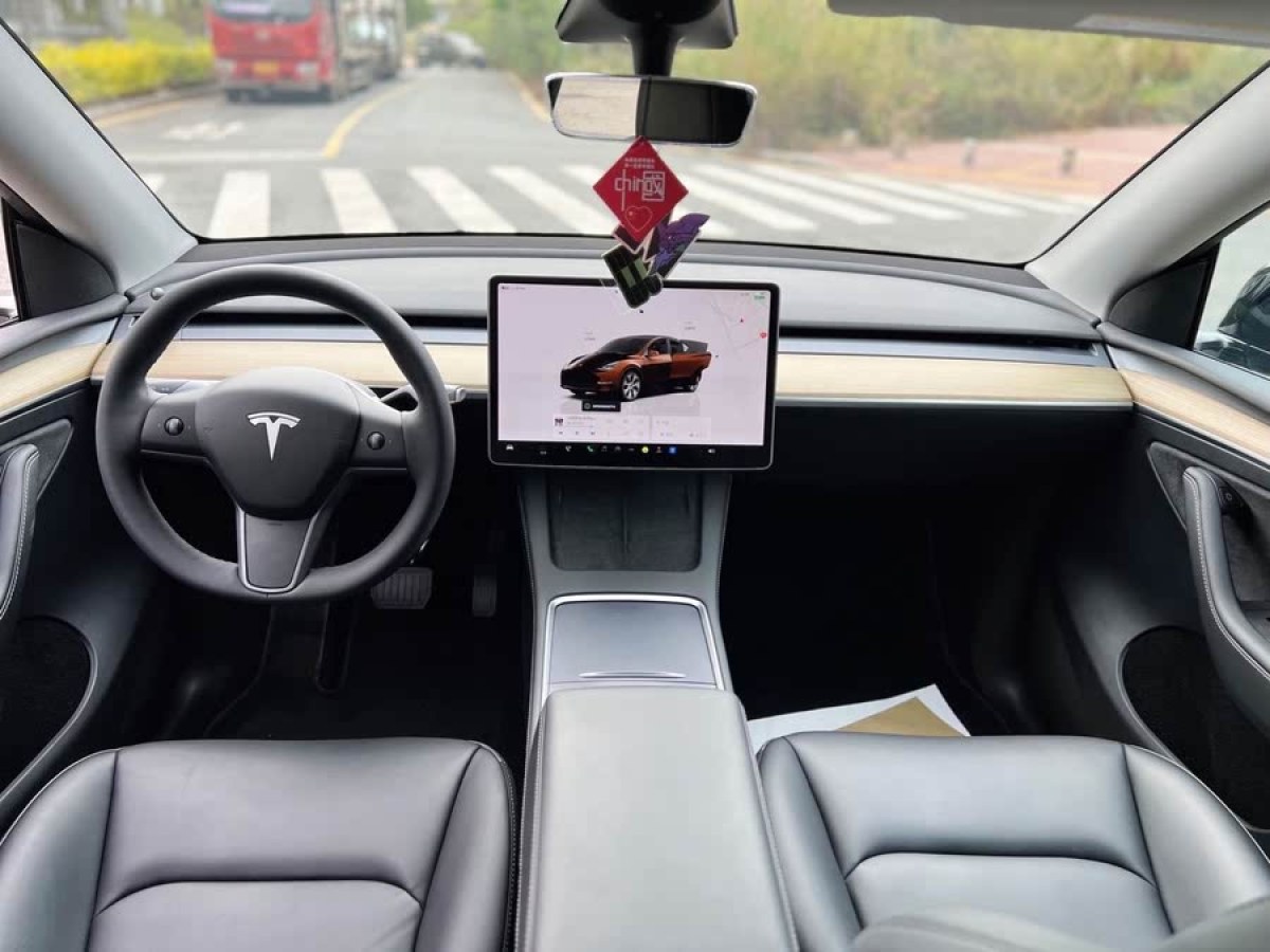 特斯拉 Model Y  2022款 改款 后輪驅(qū)動(dòng)版圖片