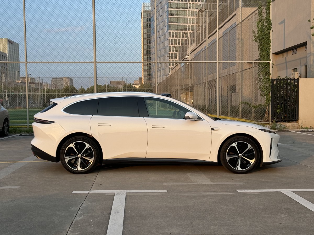 2023年8月蔚來(lái) 蔚來(lái)ET5T  2023款 75kWh Touring