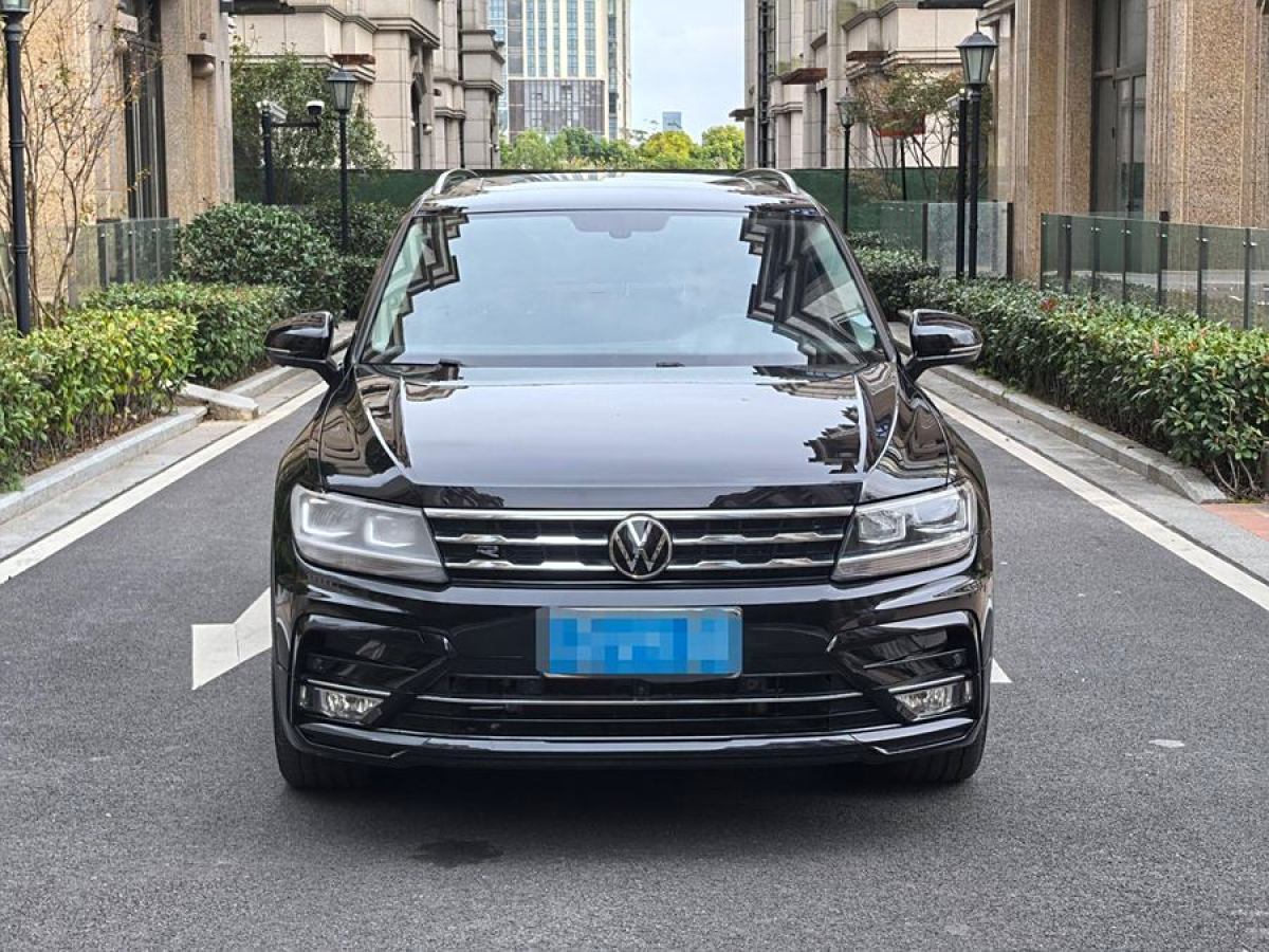 大眾 途觀L  2023款 改款 330TSI 自動(dòng)兩驅(qū)R-Line越享版圖片