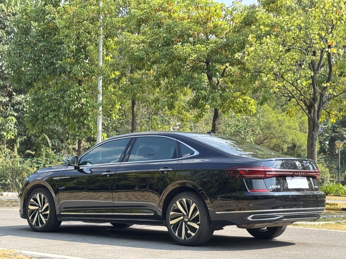 2022年6月大眾 帕薩特  2022款 330TSI 豪華版