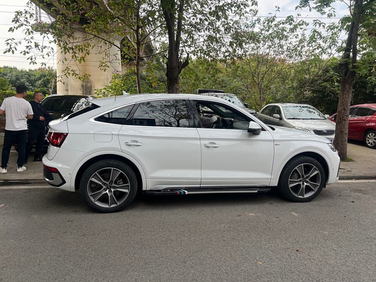 奧迪 奧迪Q5L Sportback  2022款 改款 40 TFSI 豪華型圖片