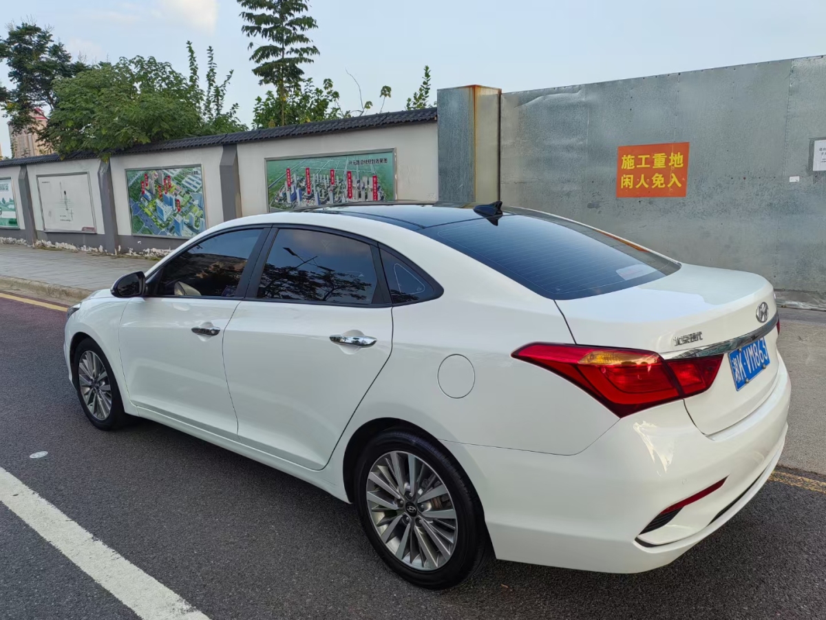 現(xiàn)代 名圖  2017款 1.8L 自動智能型GLS 國VI圖片