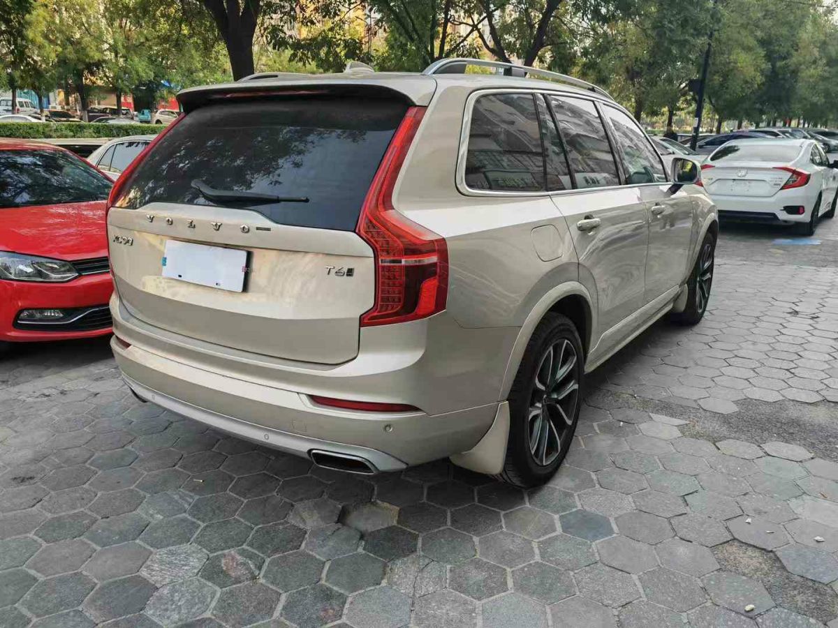 沃爾沃 XC90  2015款 T5 2.5T 行政版圖片