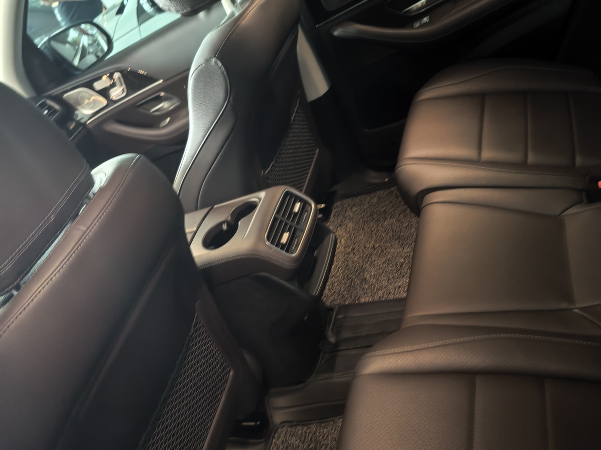奔馳 奔馳GLE  2024款 改款 GLE 350 4MATIC 時(shí)尚型圖片