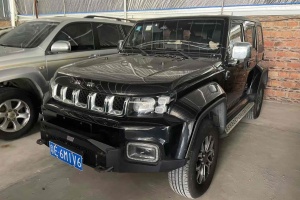 BJ40 北京  PLUS 2.3T 自动四驱尊享版 国VI