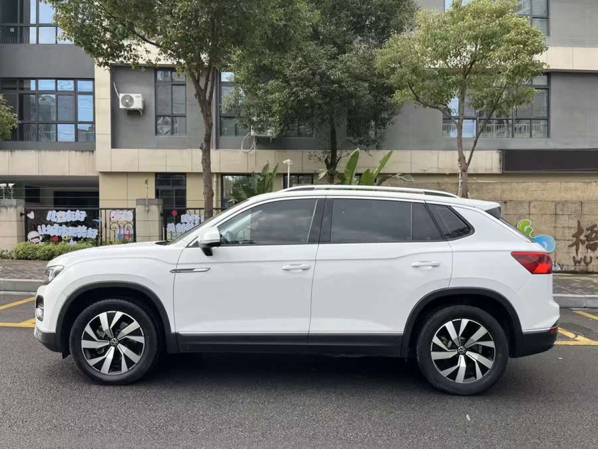 大眾 探岳  2022款 330TSI 兩驅(qū)豪華智聯(lián)版圖片