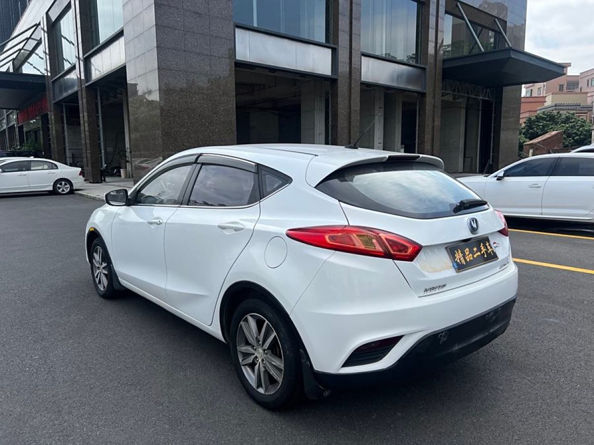 長(zhǎng)安 逸動(dòng)XT  2015款 1.6L 手動(dòng)俊酷型 國(guó)V圖片