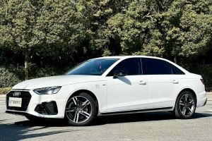 奧迪A4L 奧迪 35 TFSI 時尚動感型