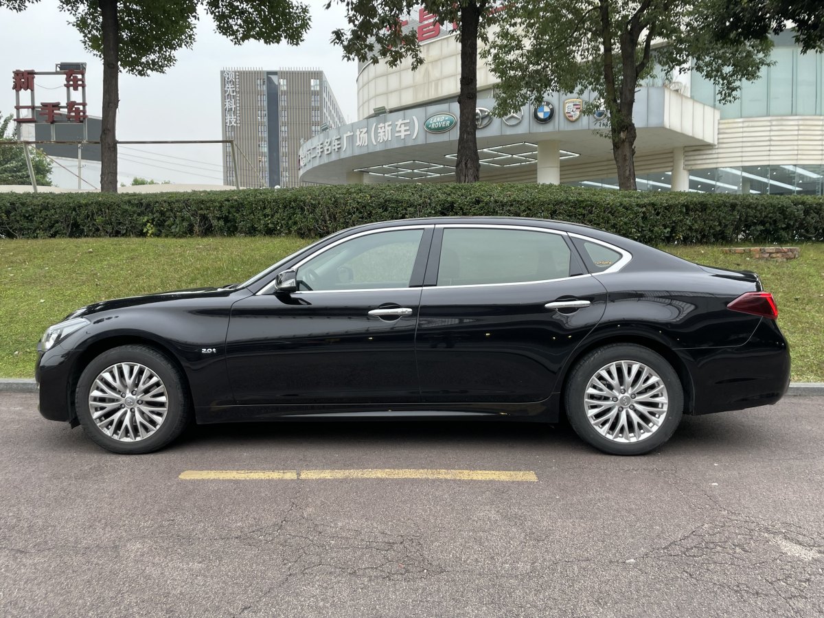 英菲尼迪 Q70  2019款 Q70L 2.0T 精英版 PLUS圖片