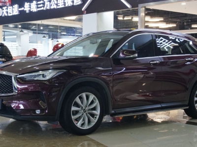 2019年4月 英菲尼迪 QX50 2.0T 兩驅(qū)時尚版圖片