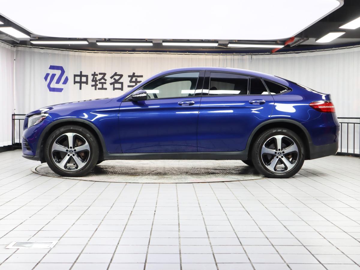 奔馳 奔馳GLC  2023款 GLC 300 4MATIC 轎跑SUV圖片