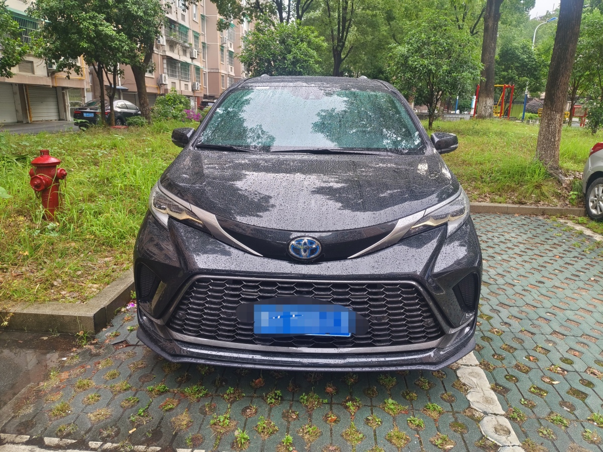 豐田 格瑞維亞  2023款 2.5L混動 尊貴PLUS版圖片