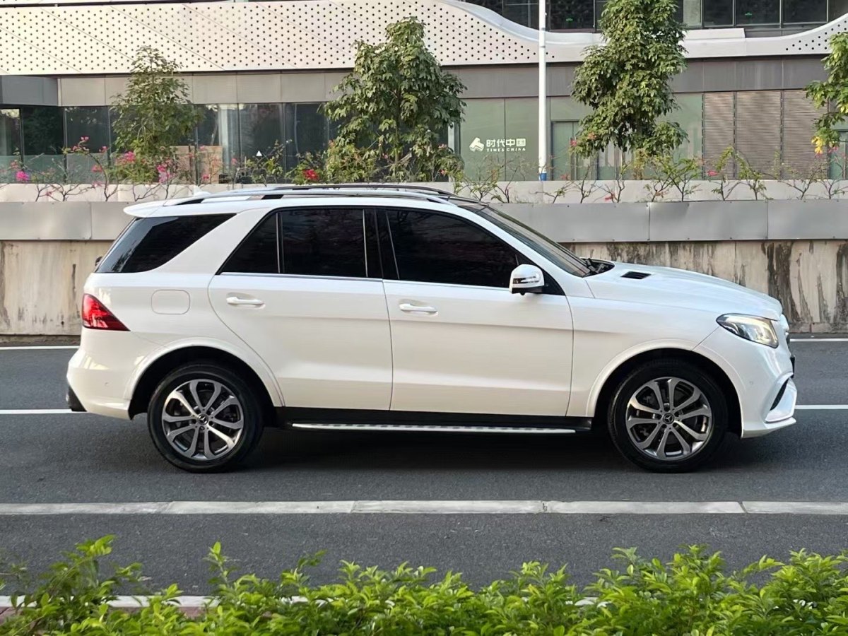 奔馳 奔馳GLE  2017款 GLE 320 4MATIC 動感型圖片