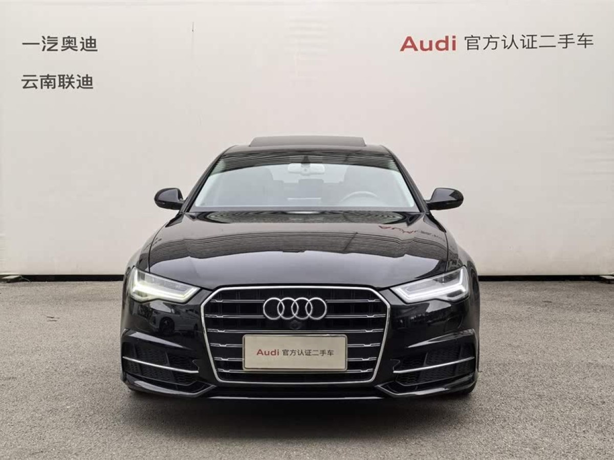 奧迪 奧迪Q3  2018款 30周年年型 30 TFSI 風(fēng)尚型圖片