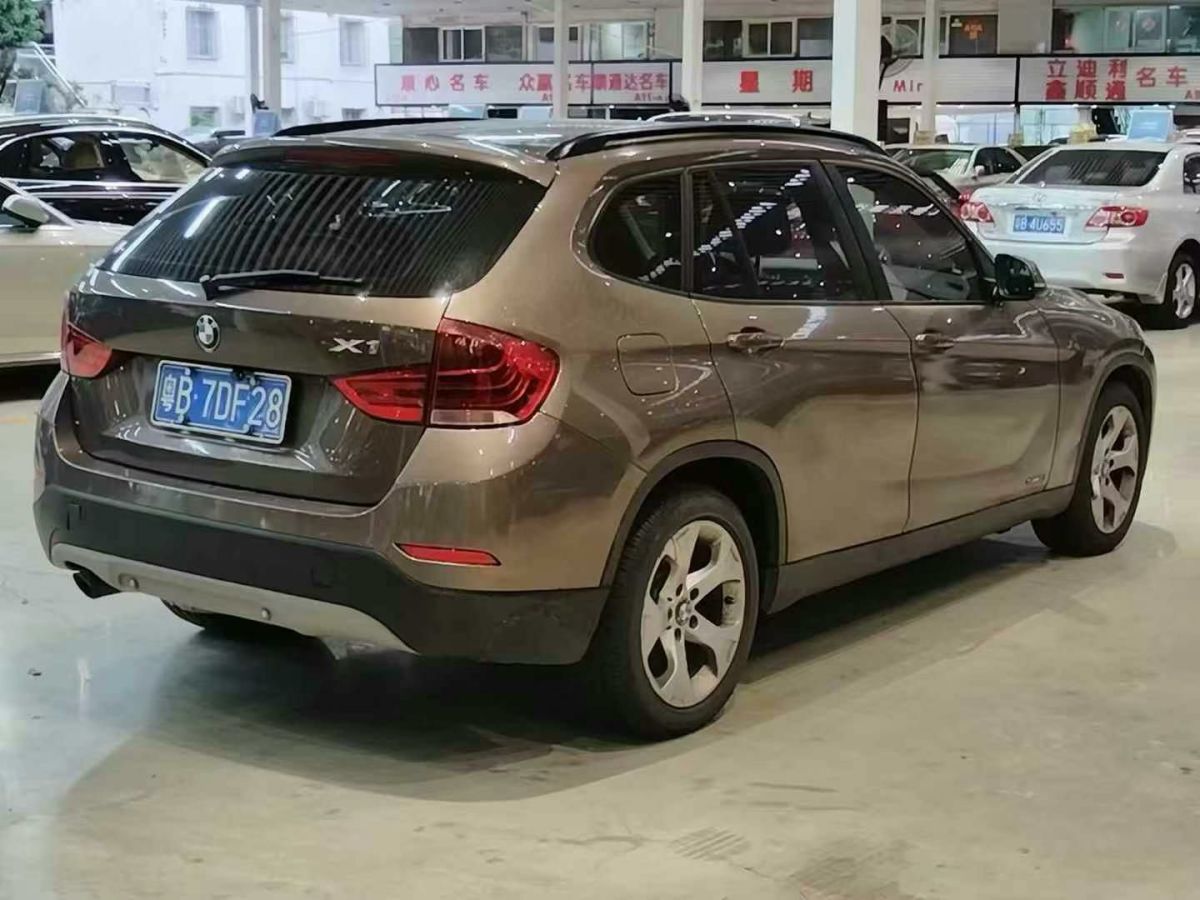 寶馬 寶馬X1  2013款 X1 xDrive20i 2.0T 探索版圖片