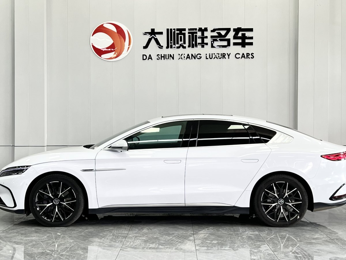 比亞迪 漢  2022款 EV 創(chuàng)世版 610KM四驅(qū)尊享型圖片