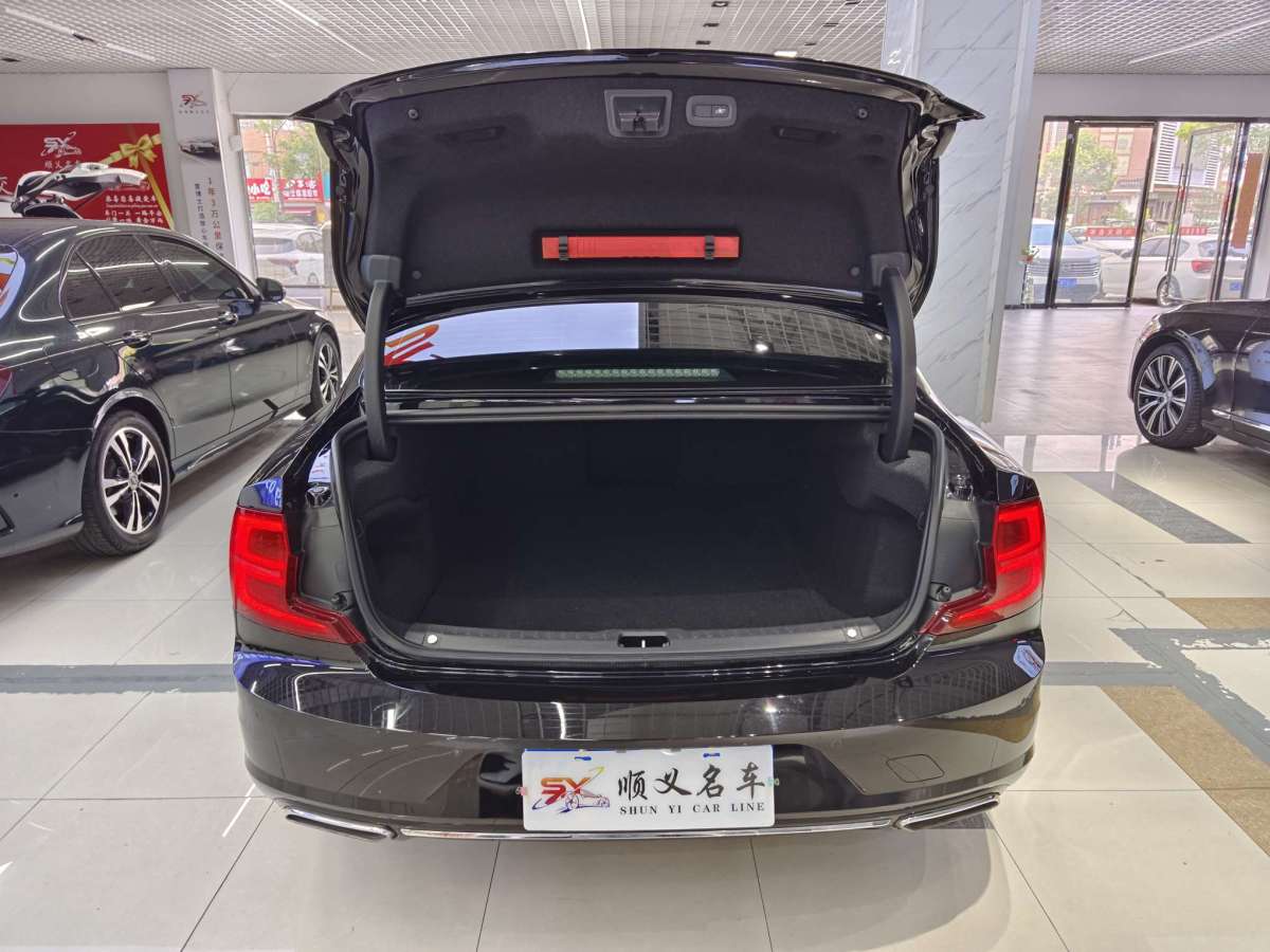 沃爾沃 S90  2020款 T5 智遠(yuǎn)豪華版圖片