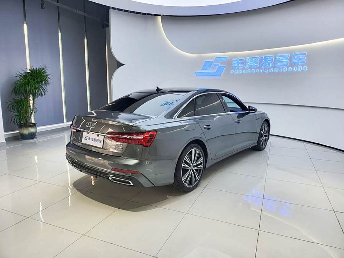 奧迪 奧迪A6L  2022款 45 TFSI quattro 臻選動感型圖片