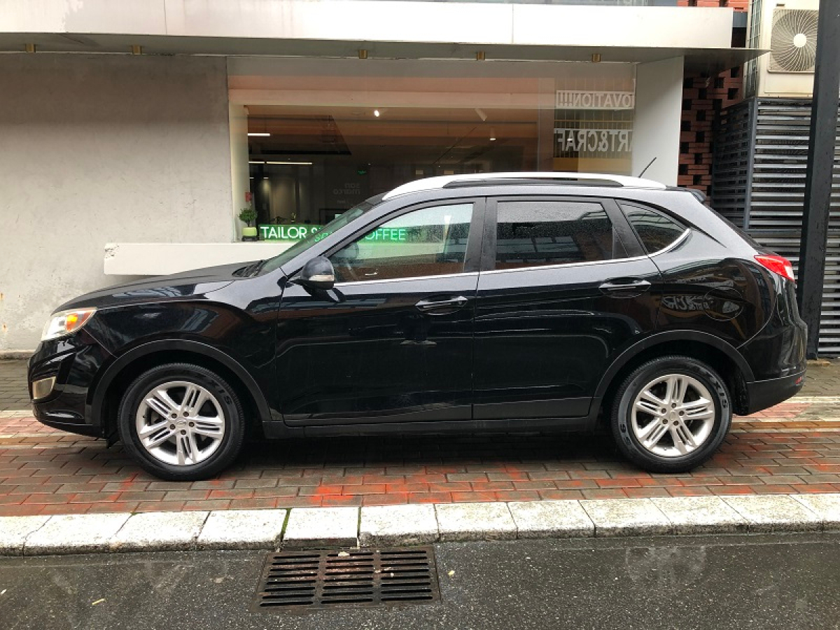 廣汽傳祺 GS5  2013款 1.8T 自動四驅(qū)豪華版圖片