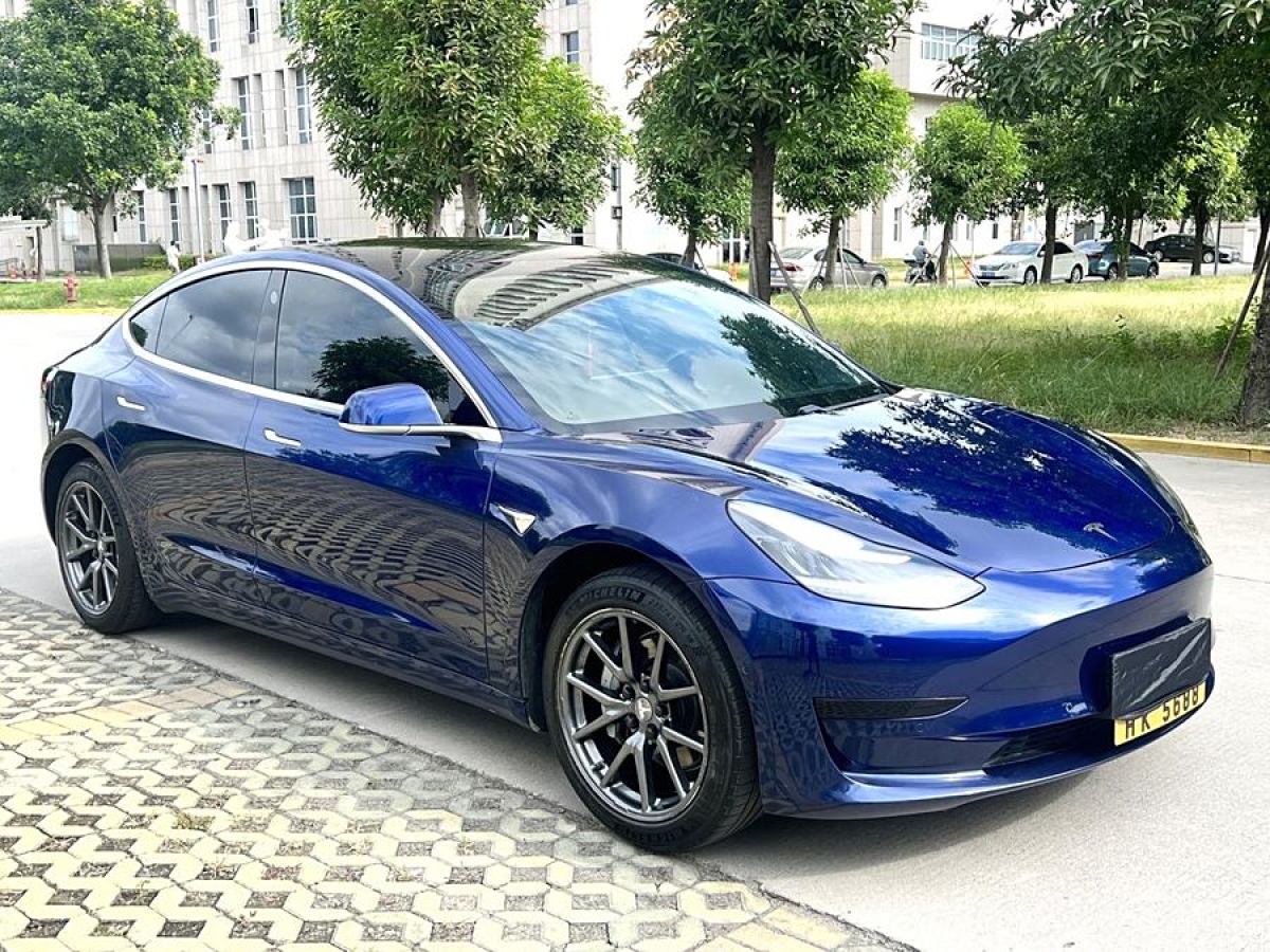 2020年8月特斯拉 Model Y  2020款 改款 標(biāo)準(zhǔn)續(xù)航后驅(qū)升級(jí)版