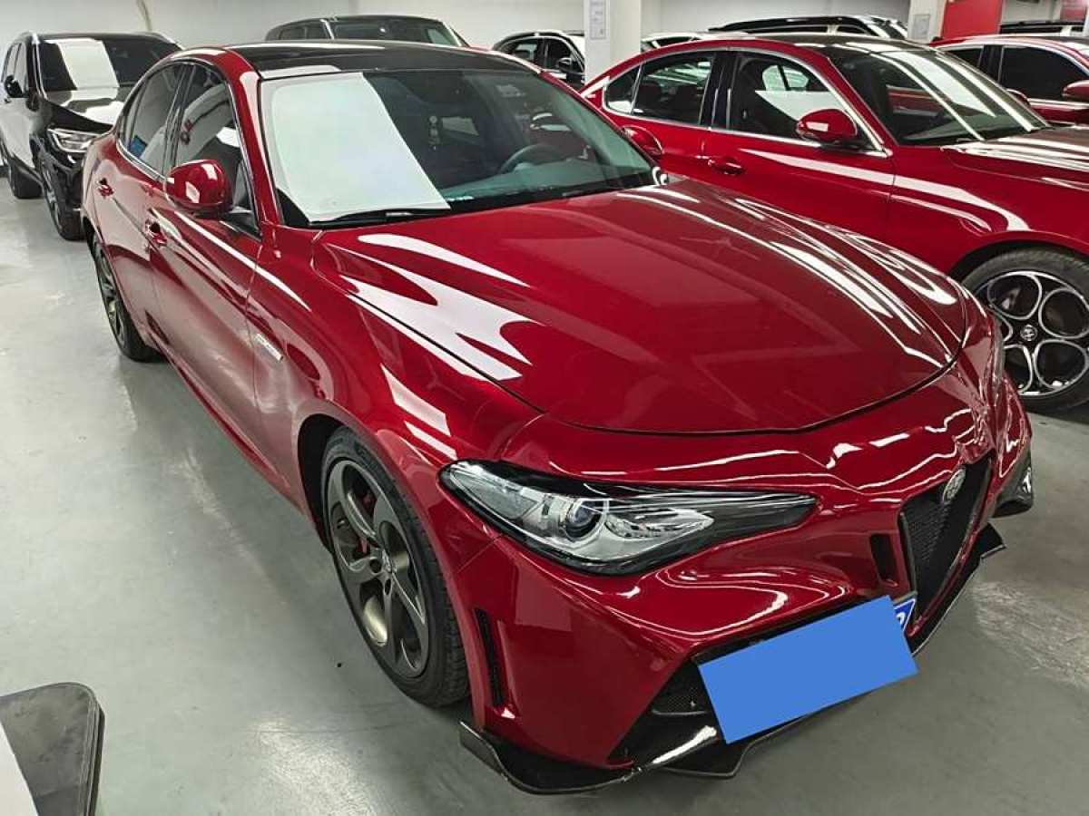 阿爾法·羅密歐 Giulia  2017款 2.0T 280HP 豪華版圖片